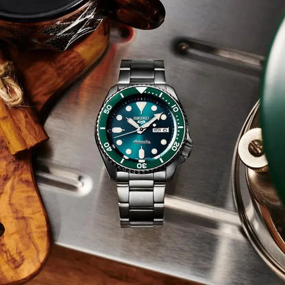 Seiko 5 Sports DayDate