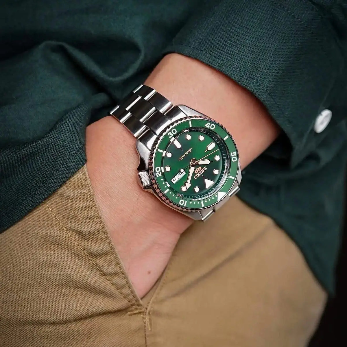 Seiko 5 Sports DayDate