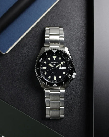 Seiko 5 Sports DayDate