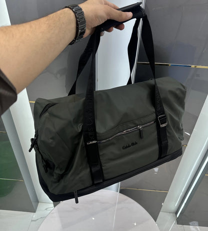 Calvin Klei n Luxury Imported Duffel Bag Green