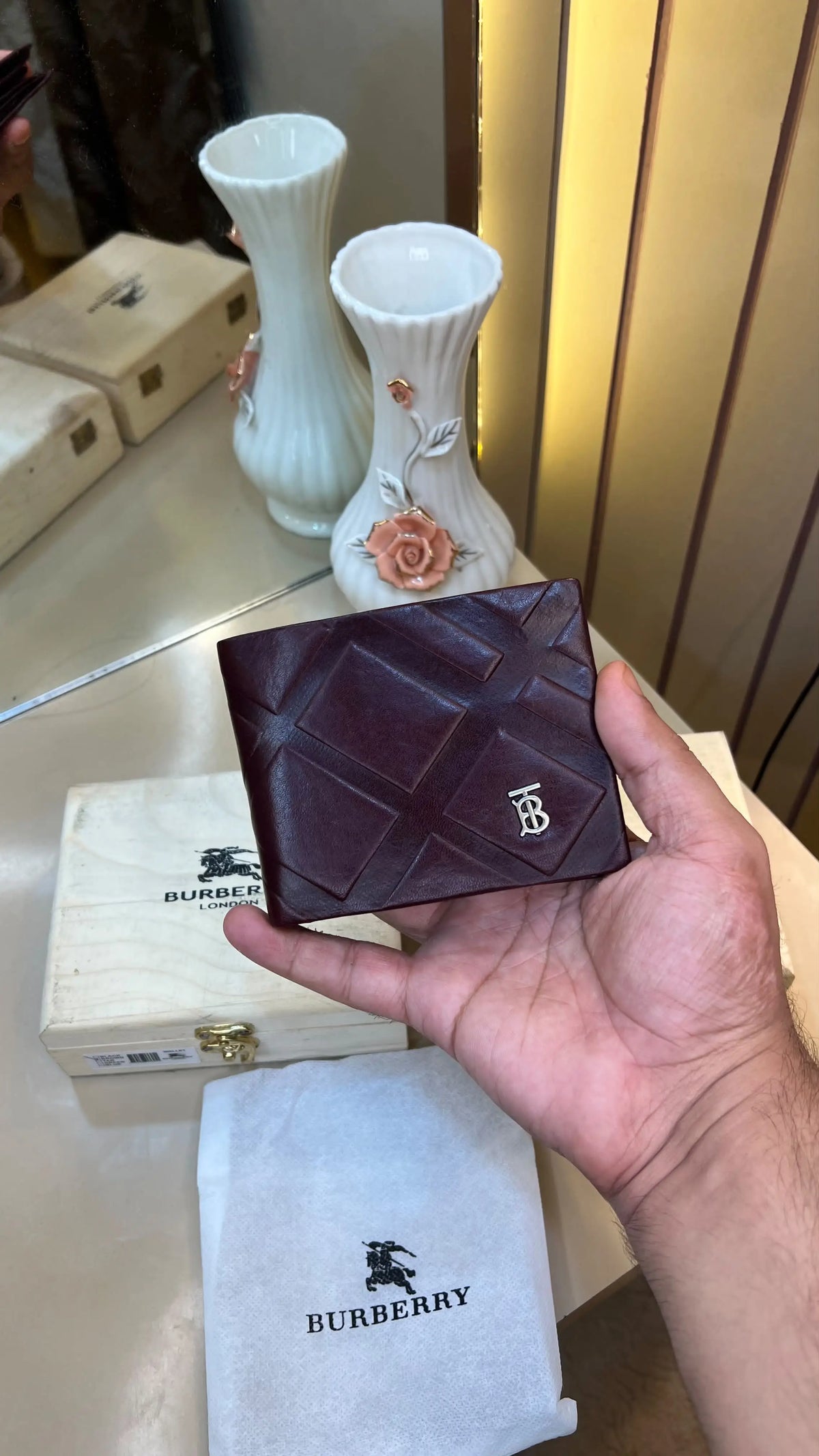 BB BURBERRY PREMIUM QUALITY IMP WALLET WITH OG WOODEN BOX