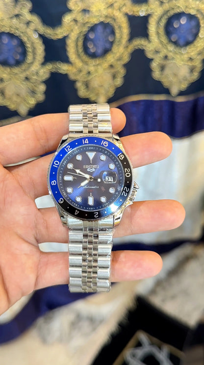 Seiko 5Sportz GMT Heavy Shift Movement
