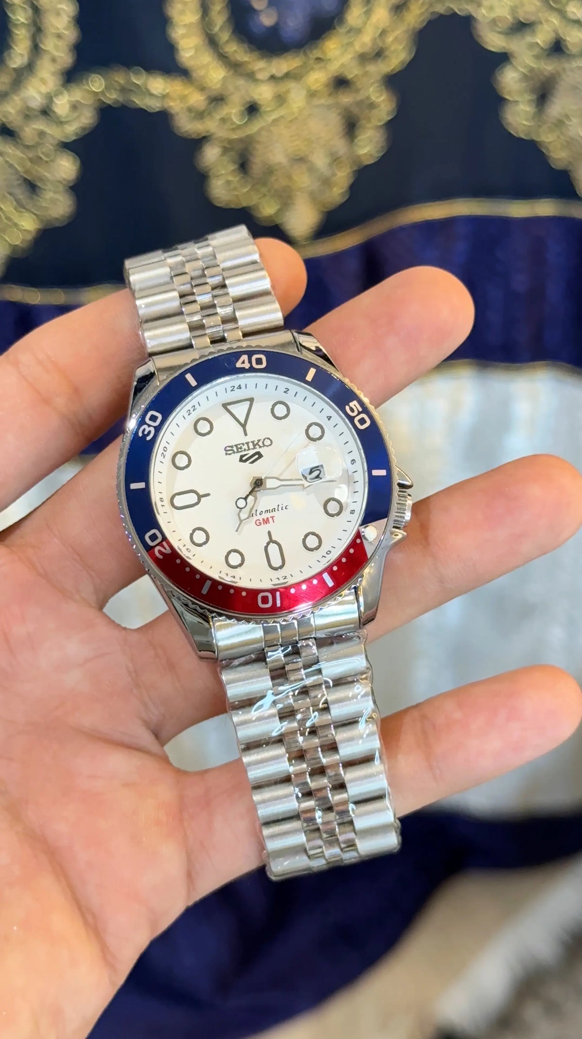 Seiko 5Sportz GMT Heavy Shift Movement