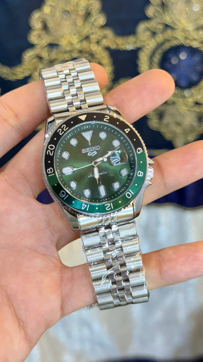 Seiko 5Sportz GMT Heavy Shift Movement