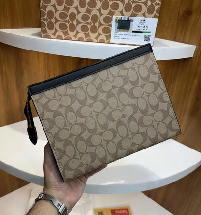 Coac h Luxury Unisex Pochette With Box Beige c098