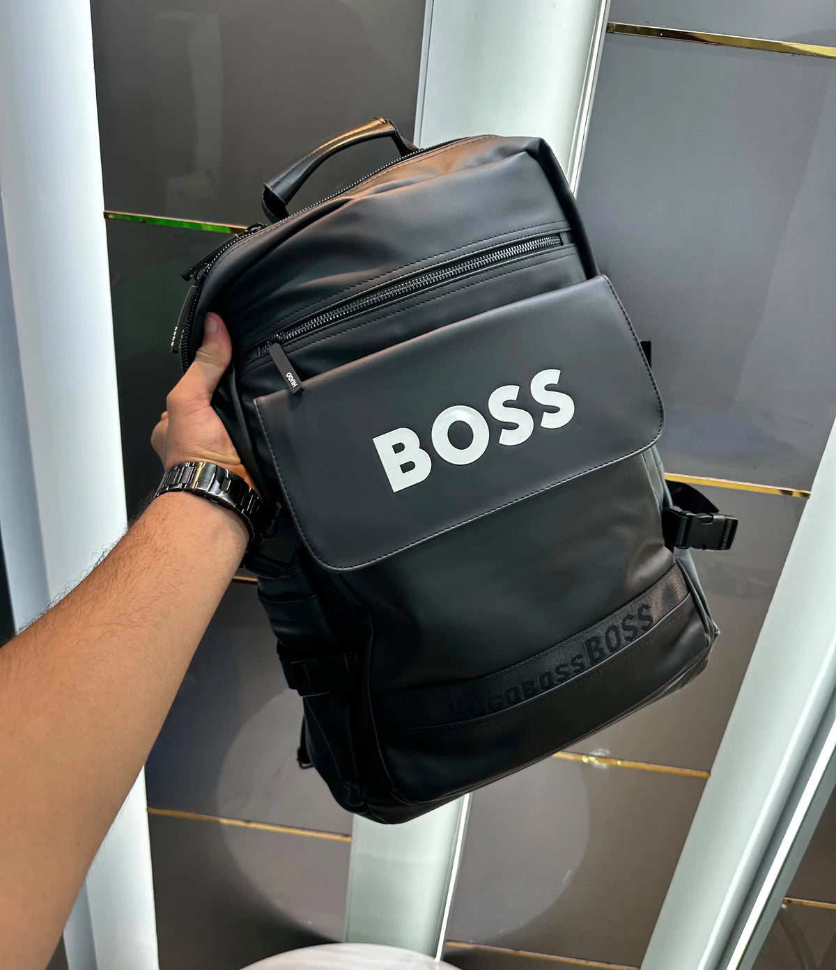 Hugo Bos s Luxury Imported BackPack bs5020w