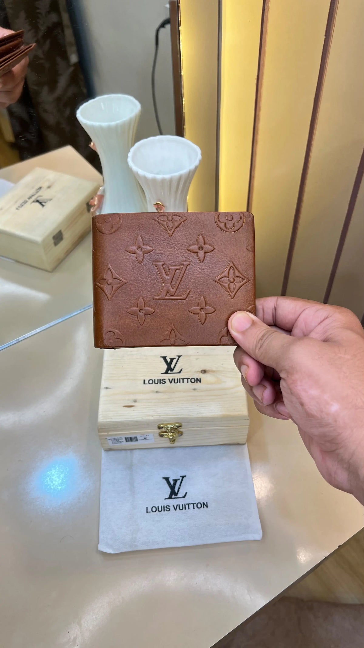 LV LOUIS VUITTON PREMIUM QUALITY IMP WALLET WITH OG WOODEN BOX