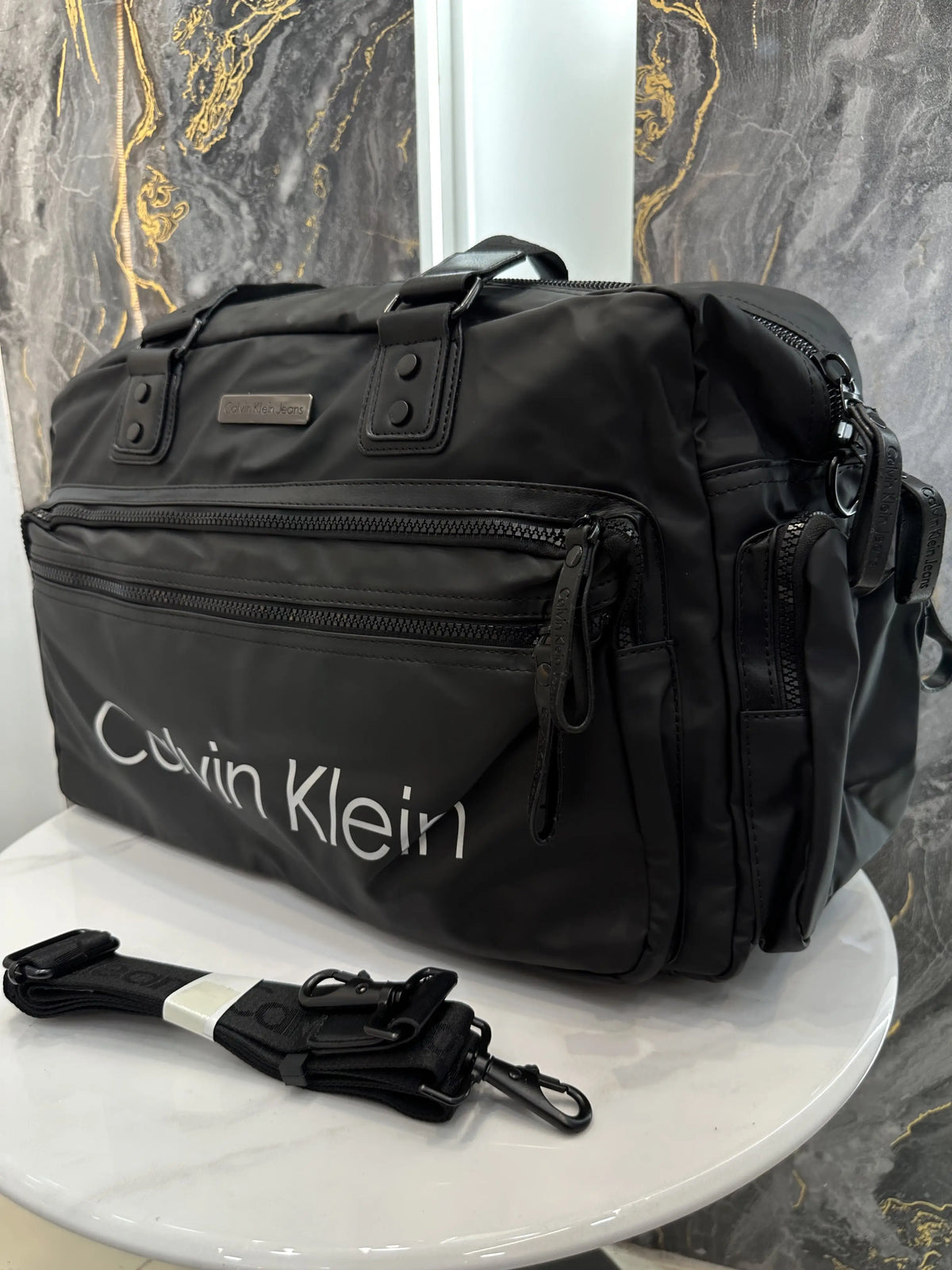 Calvin Klei n Luxury Imported Duffel Bag ck120