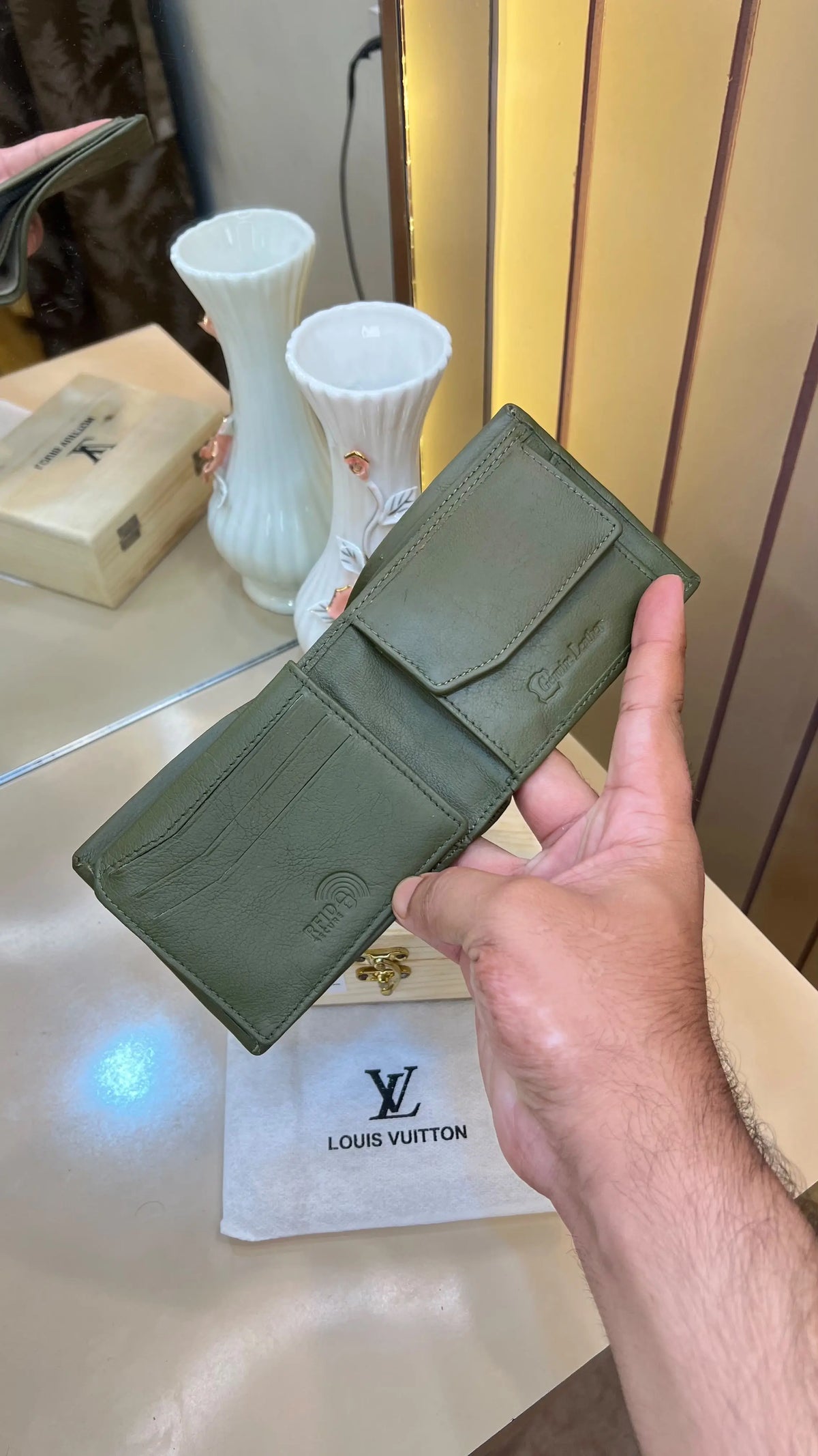 LV LOUIS VUITTON PREMIUM QUALITY IMP WALLETS WITH OG WOODEN BOX