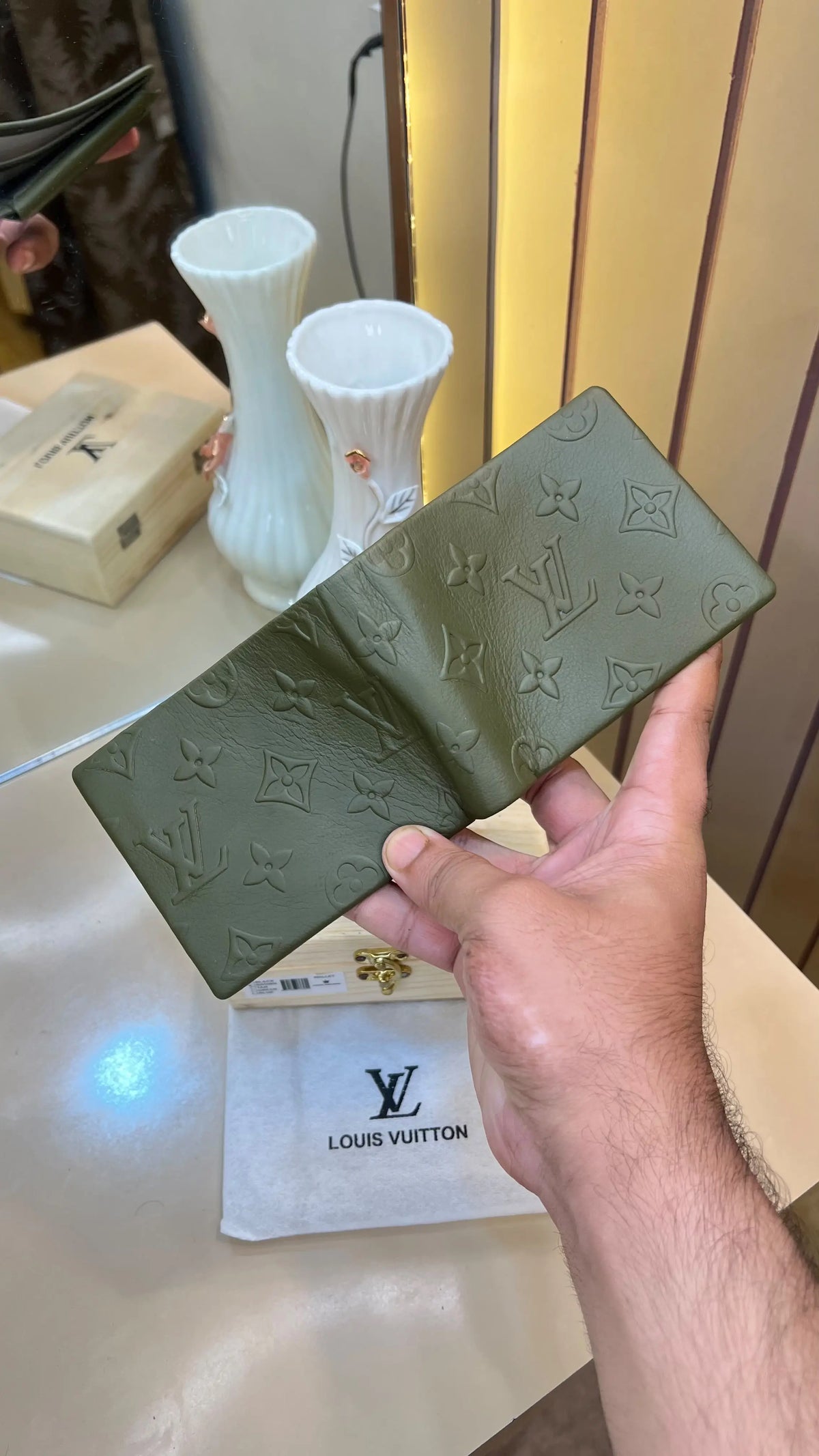 LV LOUIS VUITTON PREMIUM QUALITY IMP WALLETS WITH OG WOODEN BOX