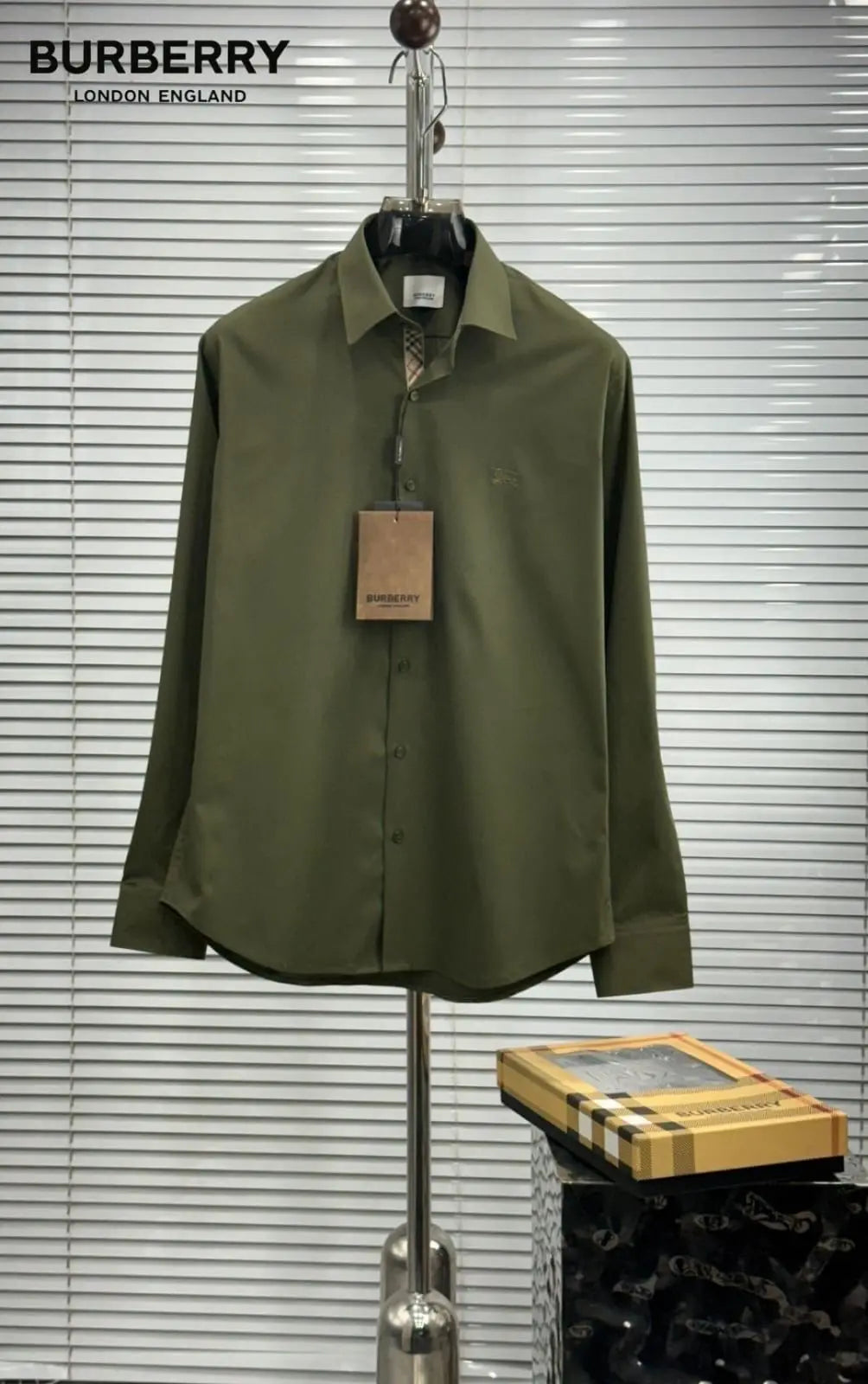 Burberr y  Olive   Premium Shirt With Original Box