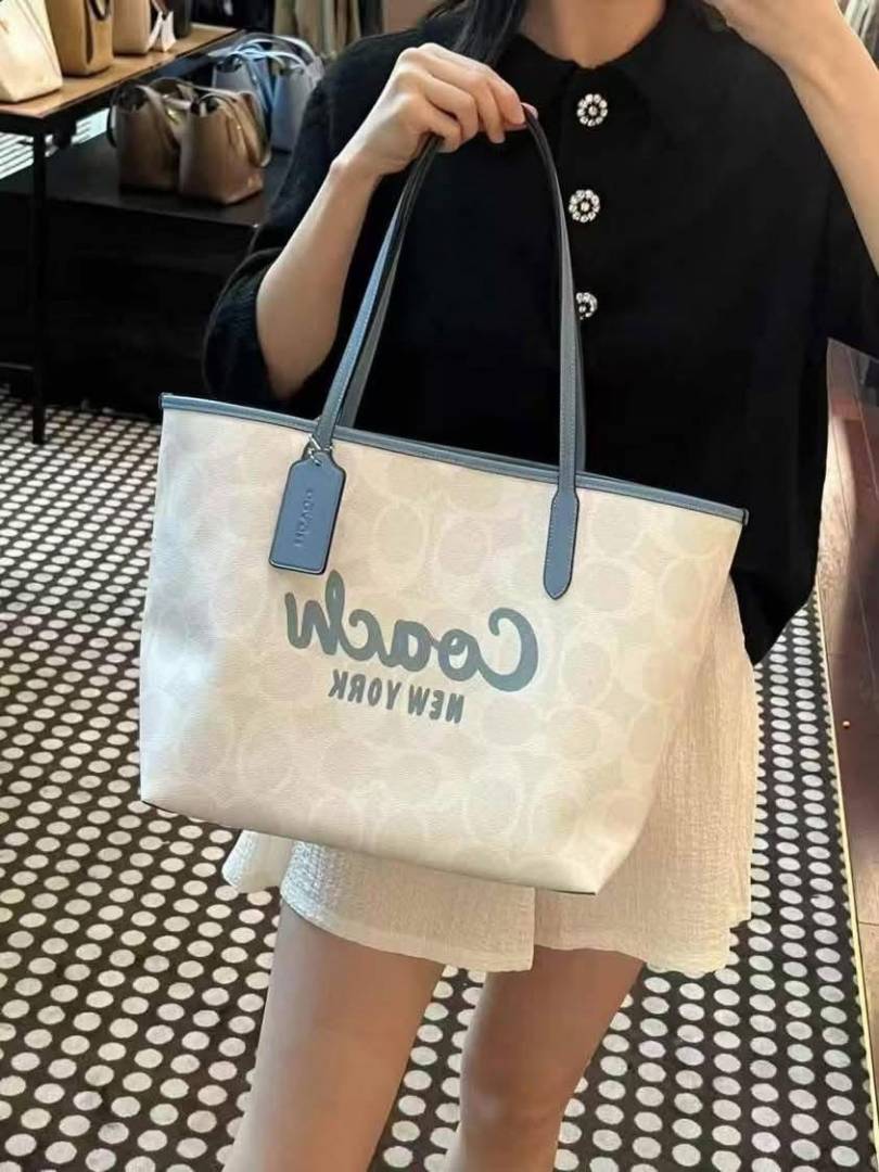 COAC_H CITY ZIP TOTE BAG HEAVY QUALITY WITH DUST BAG & BILL
