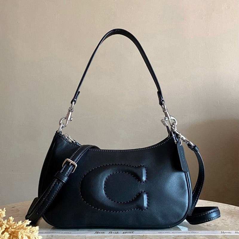 COAC_H TERI SHOULDER BAG WITH OG BRAND BOX & DUST BAG  - 6802