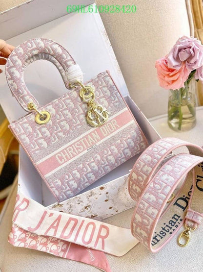 Dio Lady Embroidery D-Lite (Premium Quality) With Extra Long Belt With Dust Bag & Carry Bag-8825