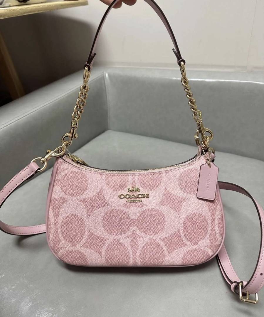 COAC TERI SHOULDER BAG SOFT PINK WITH BOX BILL & DUST BAG-C08821
