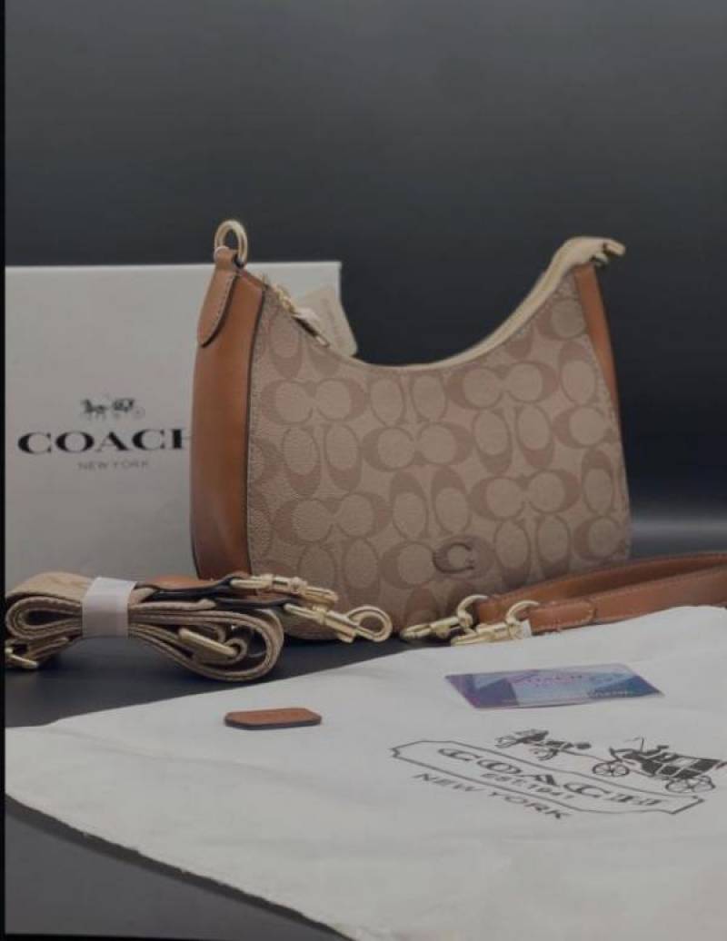 COACJULEIT LEATHER SHOULDER BAG WITH DUST BAG & OG MAGNET BOX 2030