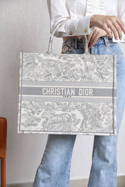 Christian Dio Grey Book Tote With Extra Pouch With Dust Bag Premium Top Notch-1005