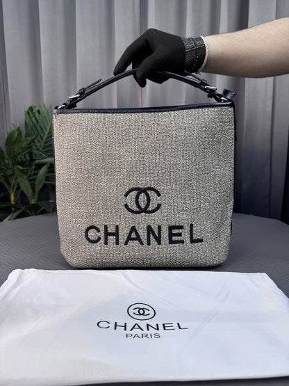 CHANE_L DEAUVILLE TOTE BAG  BROWN COLOUR - C8308