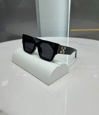 Off Whit e All Black Big Premium Shades 1128