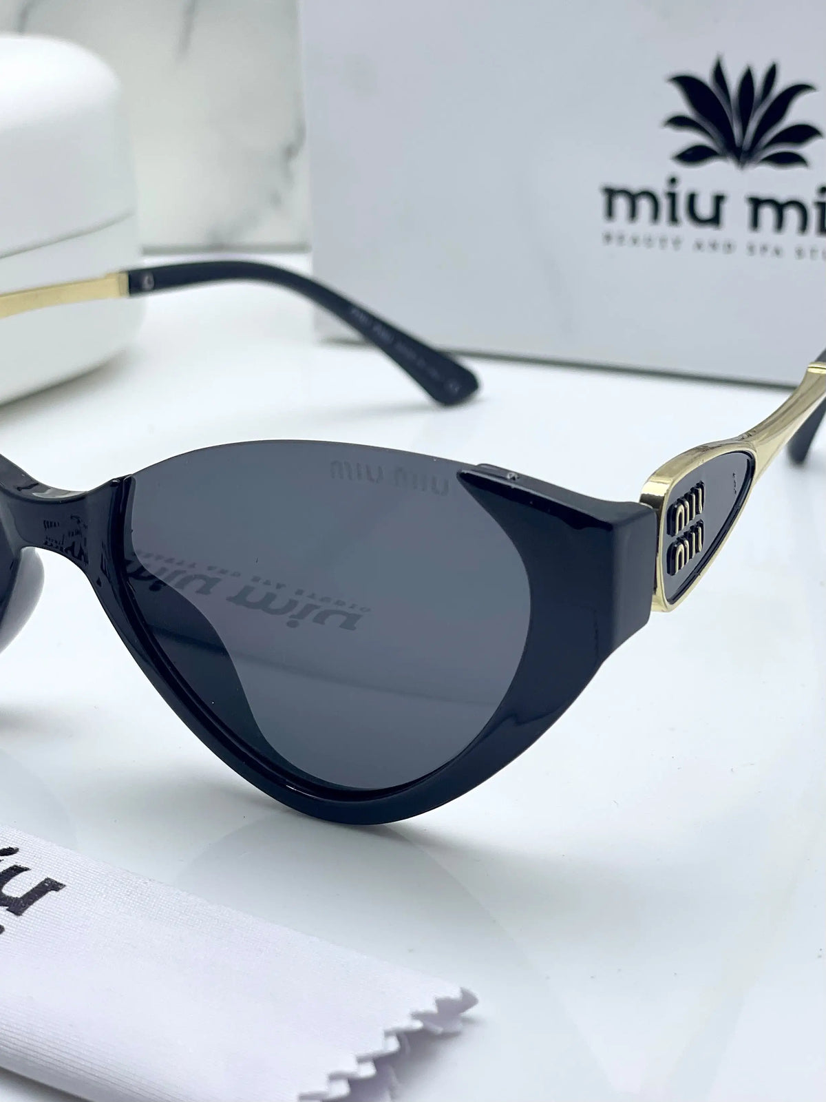 Miu Miu 26056 Gold Black