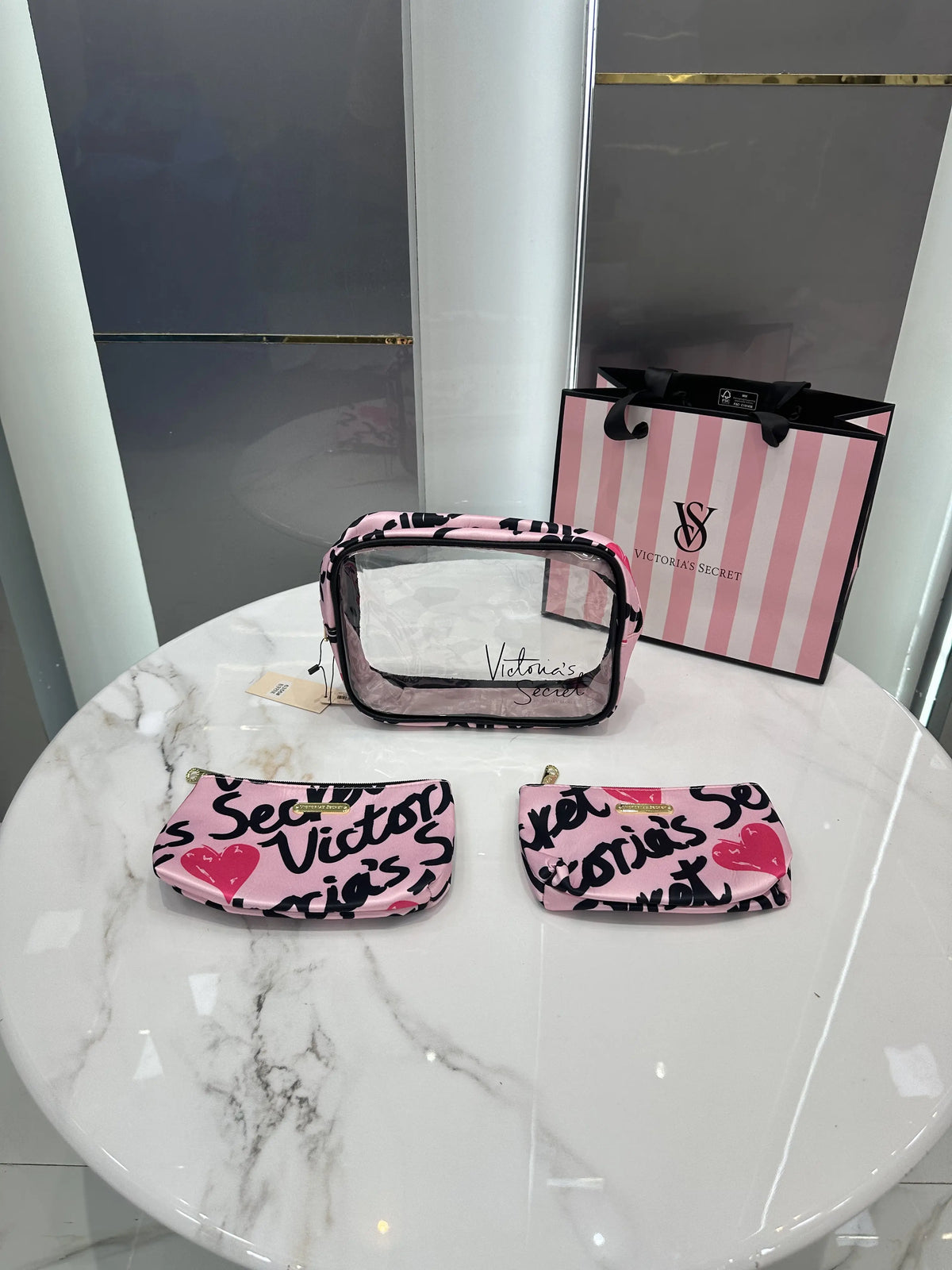 Victorias Secre t Premium Cosmetic Pouch Combo With Carry Bag vs30