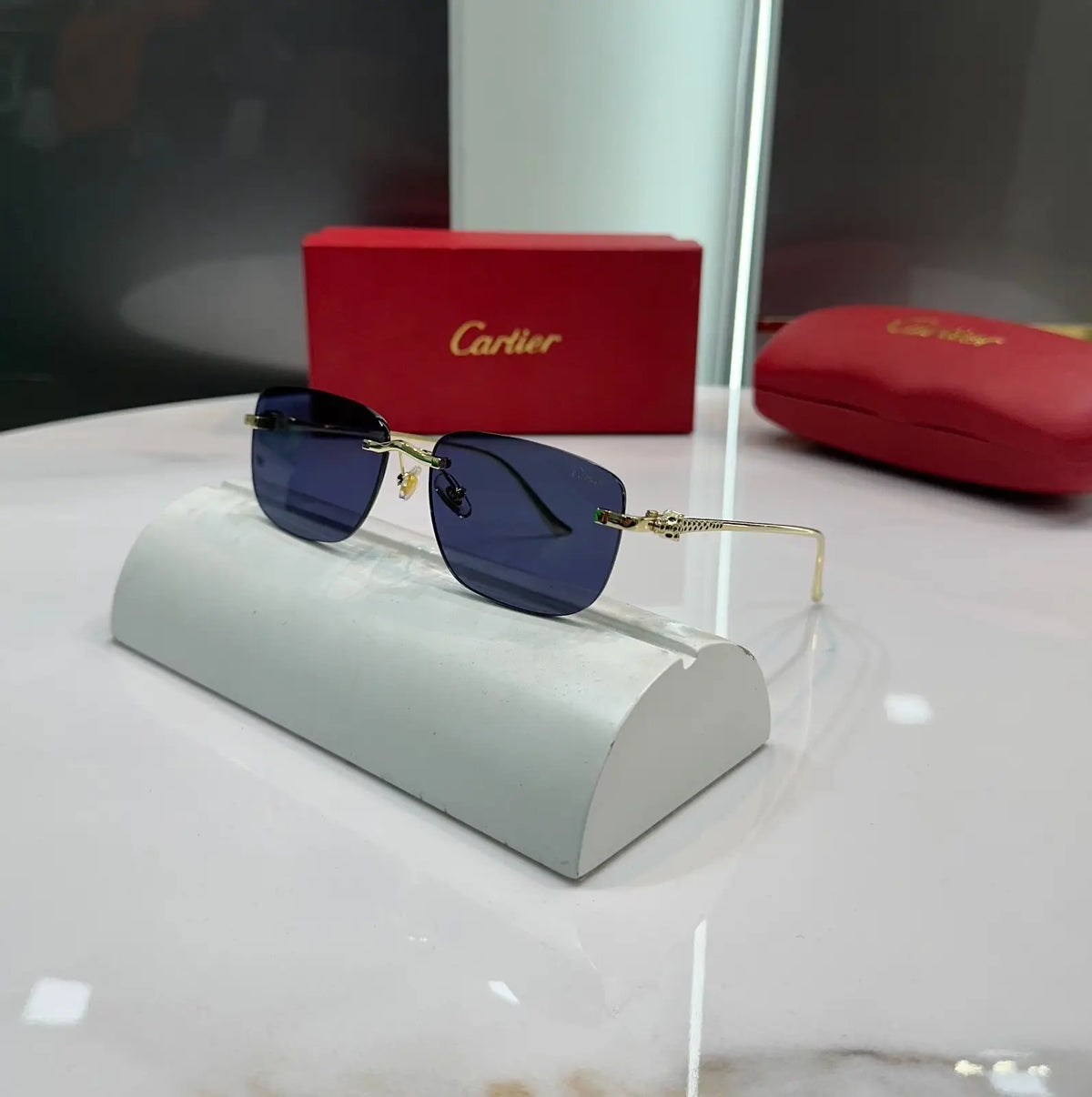 Cartie r Gold Black Premium Shades 034