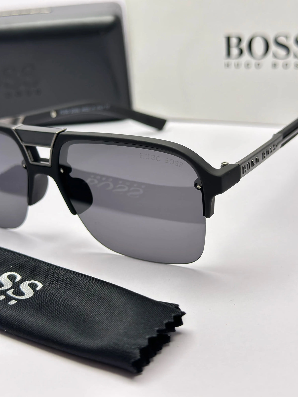 Hugo Boss 21149 Matt black
