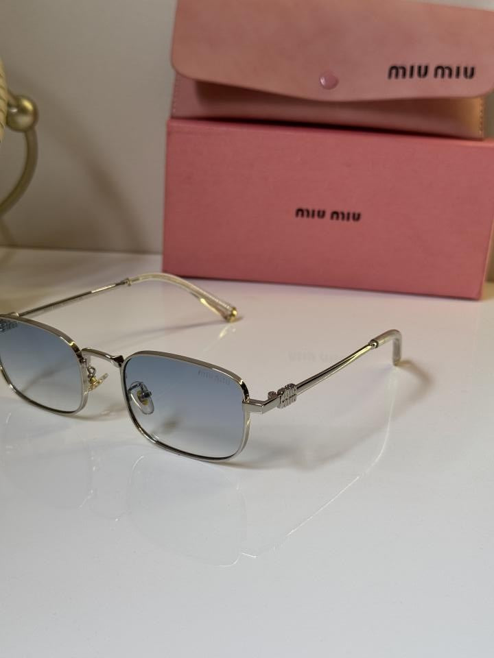 MIU MIU GLASSES