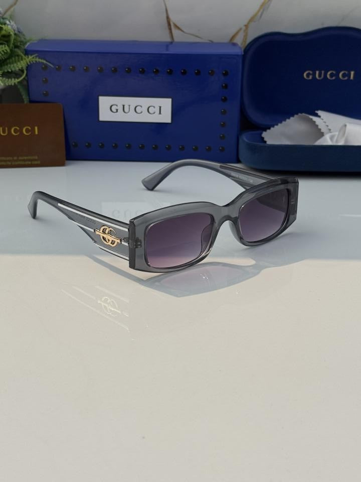 GUCCI SUNGLASSES