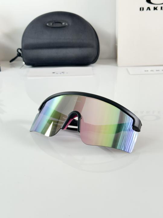 OAKLEY SUNGLASSES